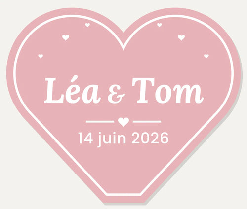 Plaque de mariage en forme de cœur rose, prénoms et date en relief blanc - L'Empreinte